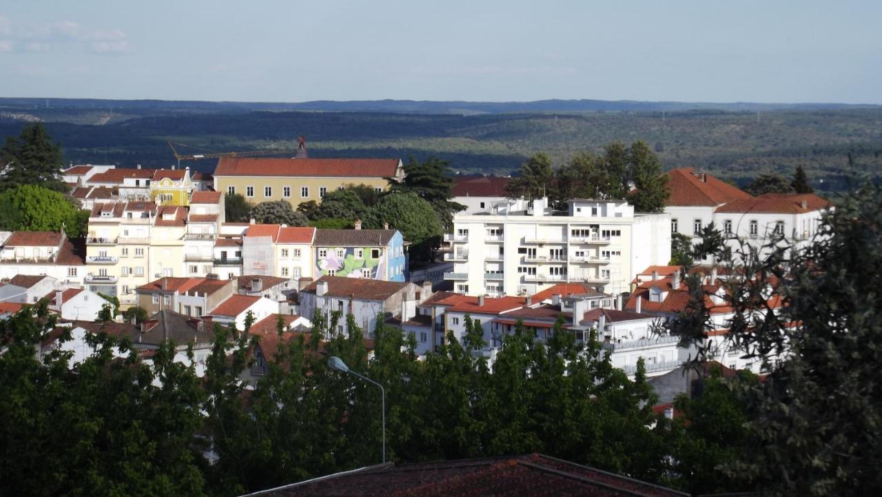 Casa Ocre Local Homestay *