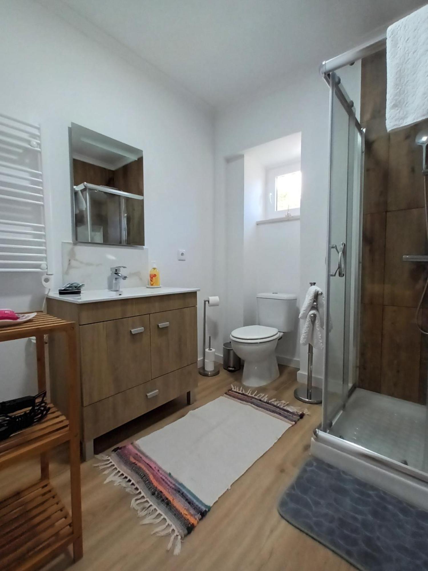 Casa Ocre Local Homestay Abrantes